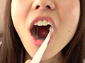 「大人気女優 宮沢ちはるチャンの歯磨き＆唾飲ませ＆乳首舐め手コキ！！！」のサンプル画像6