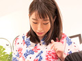 「巨乳おっぱいひざ枕 おっぱい大好きとせがんでみたらお店に内緒で二人だけの秘密と」のサンプル画像3