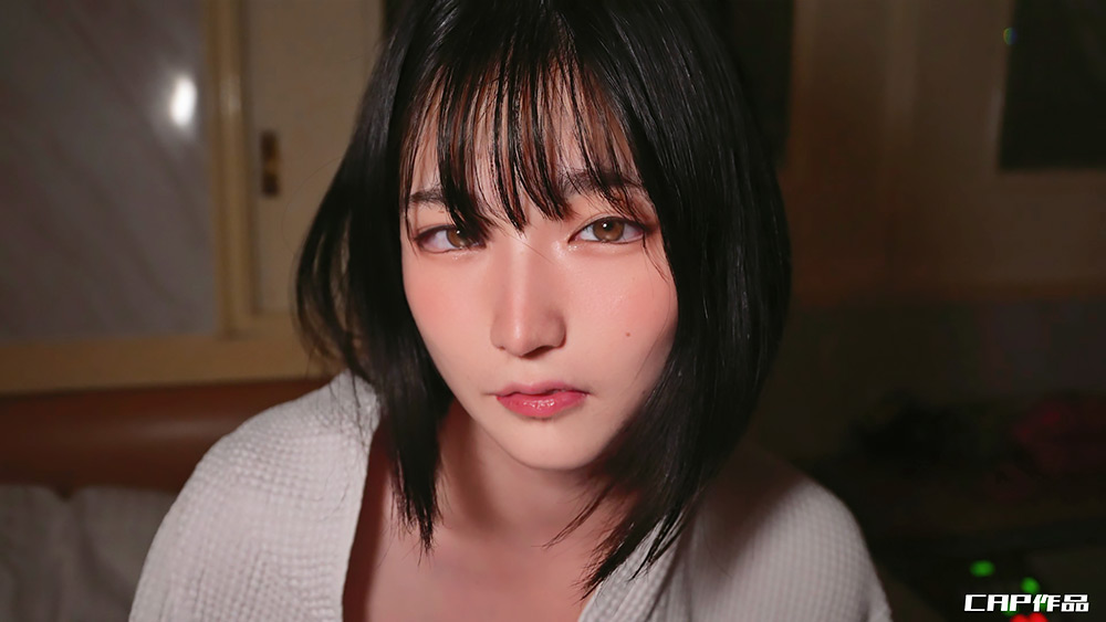 「小柄で清楚な彼女は実はエッチな小悪魔ビッチ!黒髪ショートののんちゃんとの生々しいハメ撮り映像!」のサンプル画像1