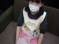 「ザーメンをぶっかけちゃおう！保育実習時のエプロン編（純粋無垢な陽奈）」のサンプル画像2