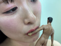 「とろあまタレ目女子が唾液たっぷり舐めまわしM男人形」のサンプル画像8