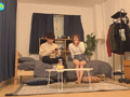 「ニンゲン観察 留守中勝手にVRゴーグルでAVを観ていたムッツリ女友達にリアル前戯とチ●ポでこっそりイタズラ」のサンプル画像2