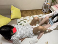 「美女姉妹の姉が妹に電気アンマ＆くすぐりの刑！翌朝姉の寝室に忍び込んで妹の反撃」のサンプル画像6