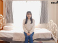 「着ぐるみバイトAVデビュー 素直で優しいスーツアクター女子の人より変わってたことは、、、ドM過ぎて、初心を脱ぎ捨ててました。及川莉央（22）パイパン」のサンプル画像3