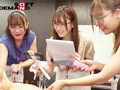 「全裸男性を複数名の着衣SOD女子社員がじっくり恥じらい研究報告 真剣チクビ囲み実験 SOD性科学ラボ REPORT18 敏感反応に戸惑いながらも膨らむ乳首と脈打ちペニスから目が離せない16名」のサンプル画像4